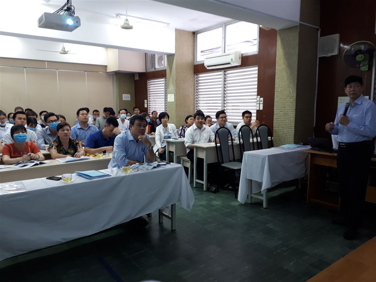 Ban Lãnh đạo tham dự Hội thảo tại Bệnh viện Thống Nhất TP. Hồ Chí Minh