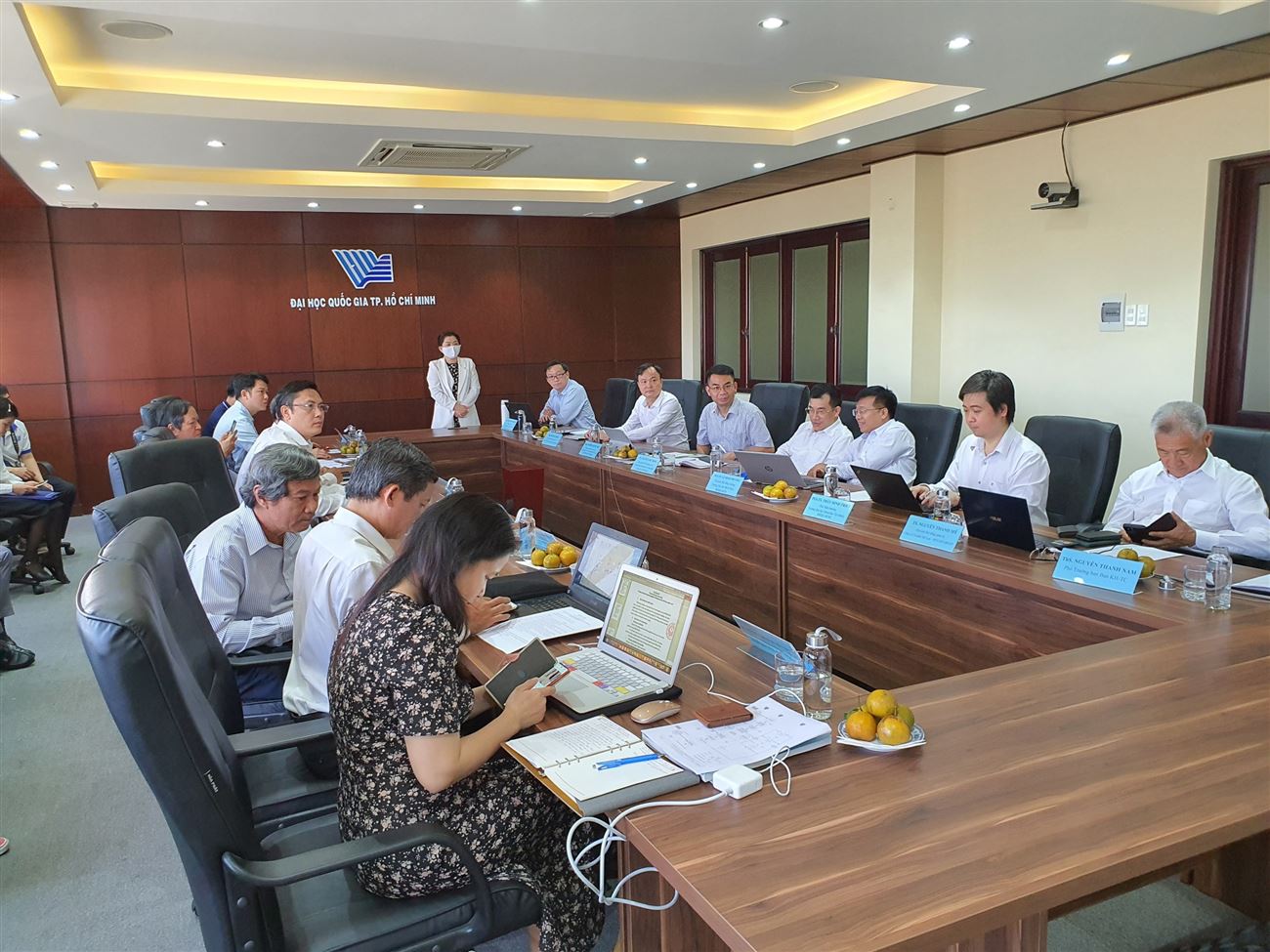 Ban Lãnh đạo tham dự hội thảo Chính sách kết nối doanh nghiệp để thương mại hóa kết quả nghiên cứu tại ĐHQG-HCM ngày 05/03/2021