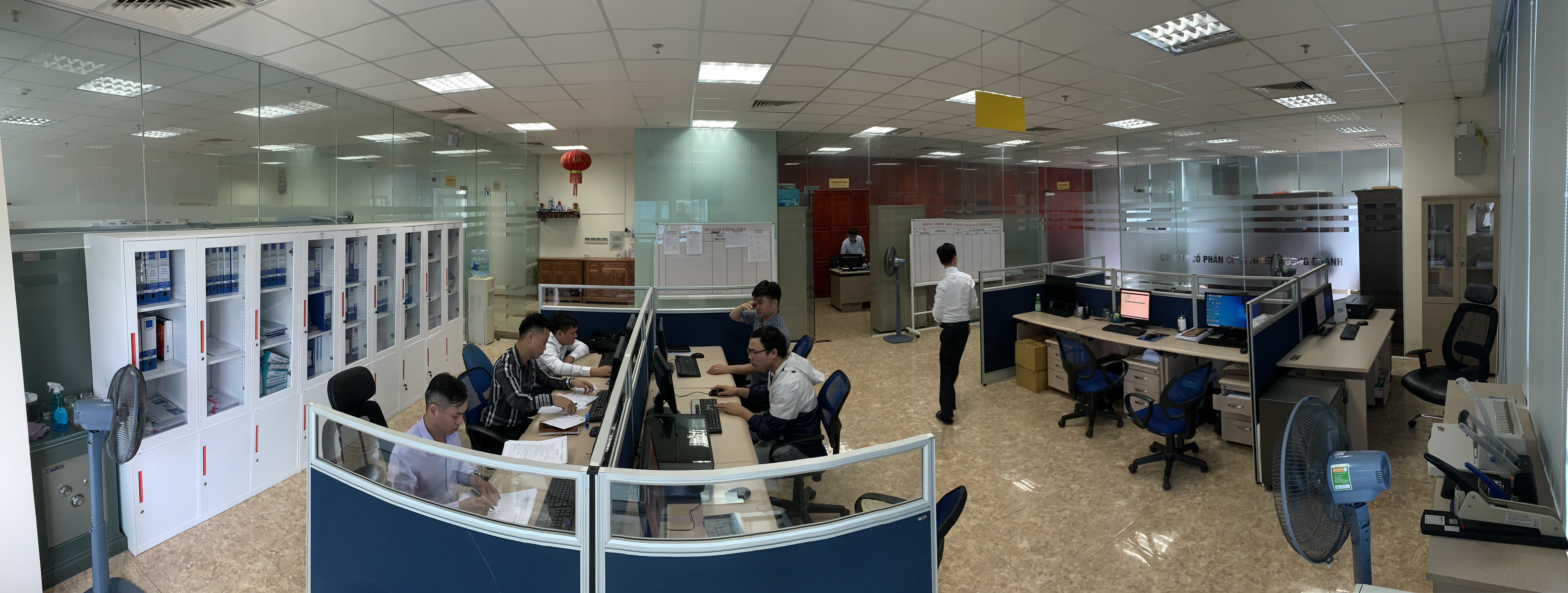 Video introduces the workspace at Thuong Doanh